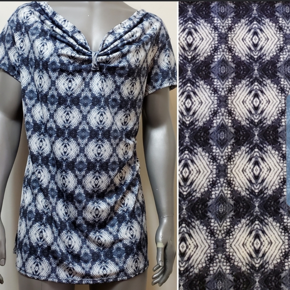 American City Wear Print Short Sleeve Top